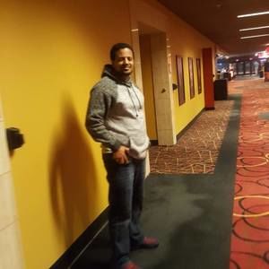 Meet your Posher, Moges